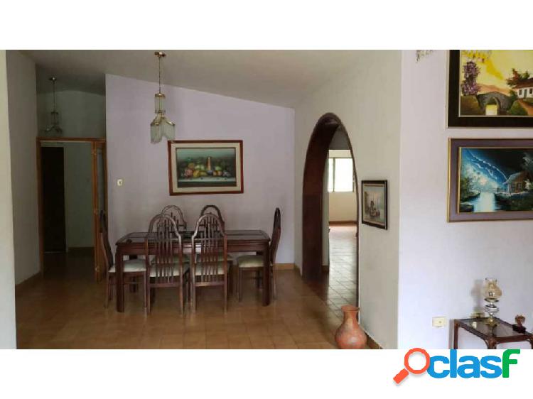 Se vende Casa para Remodelar 4Avenidas de Prebo