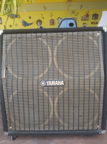 Yamaha Gabinete 4x12 (parlantes Japones)