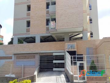 Apartamento en venta en La Trigaleña, Valencia, Carabobo,