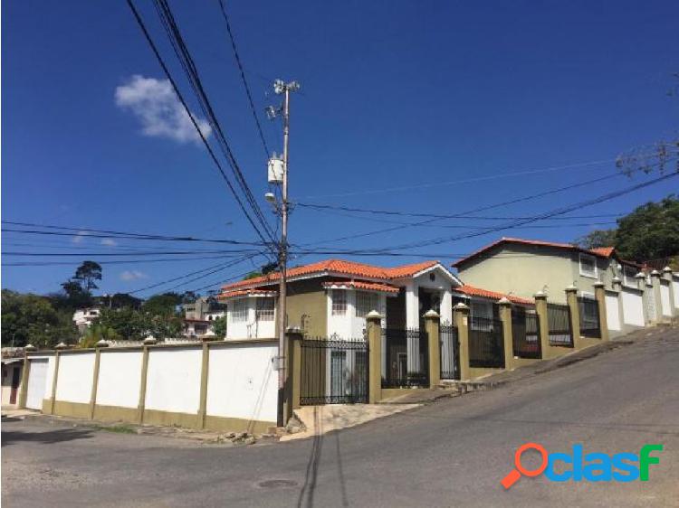 Casa en Venta Colinas Sta Rosa RAHCO