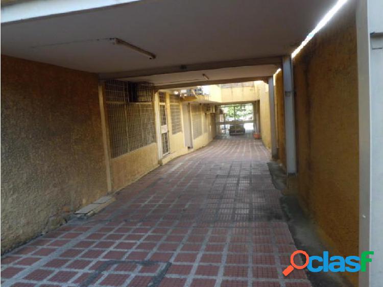 Comercial en Venta en Cabudare Centro, AL 20-715