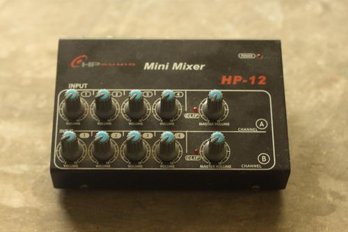 Consola Mini Mixer Microfono 8 Canales Hp 12 (60v)