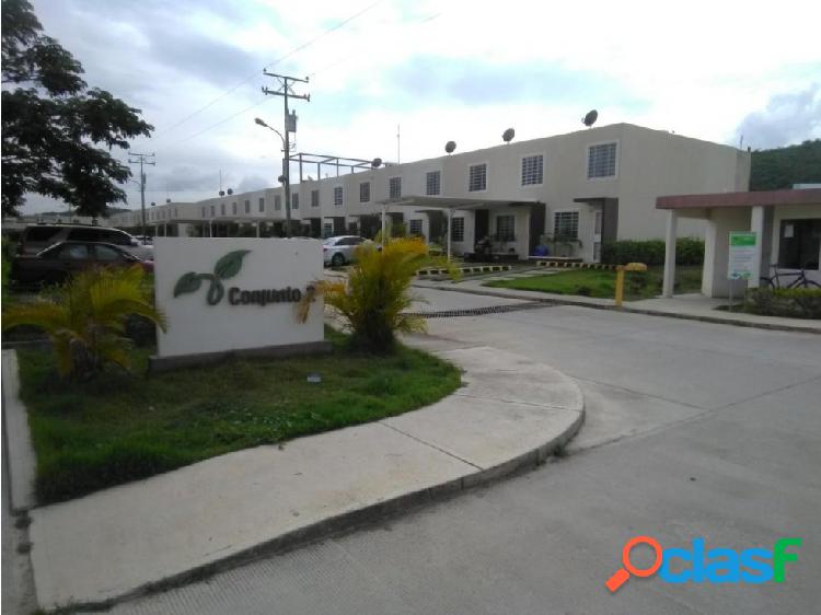 Ey RAH 20-2202 CASA EN VENTA EN BARQUISIMETO