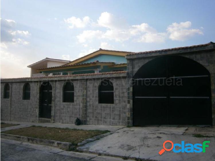 JULIO LATOUCHE 04242994256 VENTA HERMOSA CASA 20-8404 $JJL