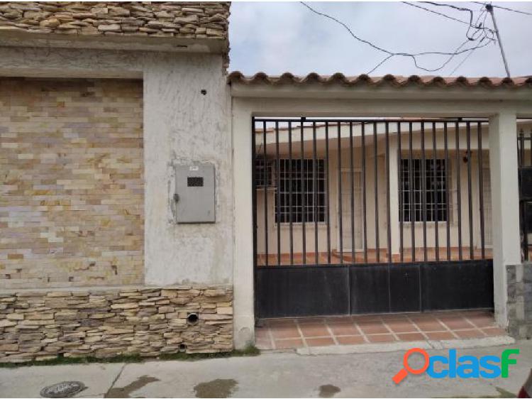 Local Comercial en Alquiler Fundalara RAHCO