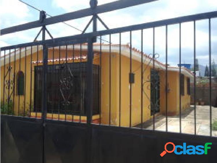 Se vende Casa en La Campiña #20-18350 OPM 04244404205