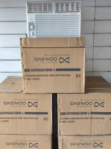 Aire Acondicionado Tipo Ventana Marca Daewoo De 12 Mil Btu