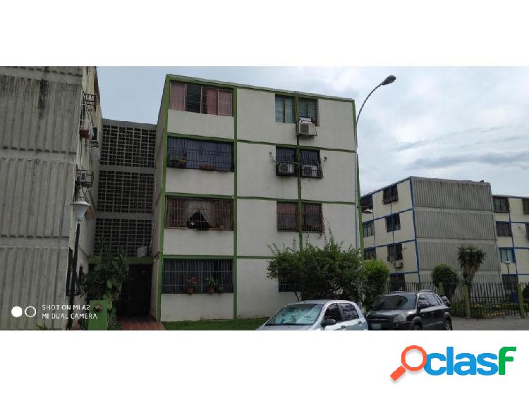 Apartamento en Monteserino 20-925 LlN