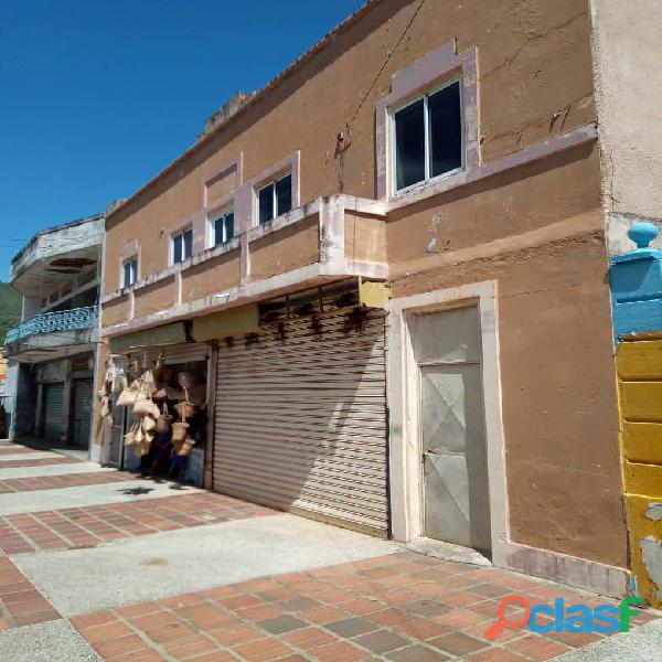 Local Comercial con terreno en el Valle del Espiritu Santo