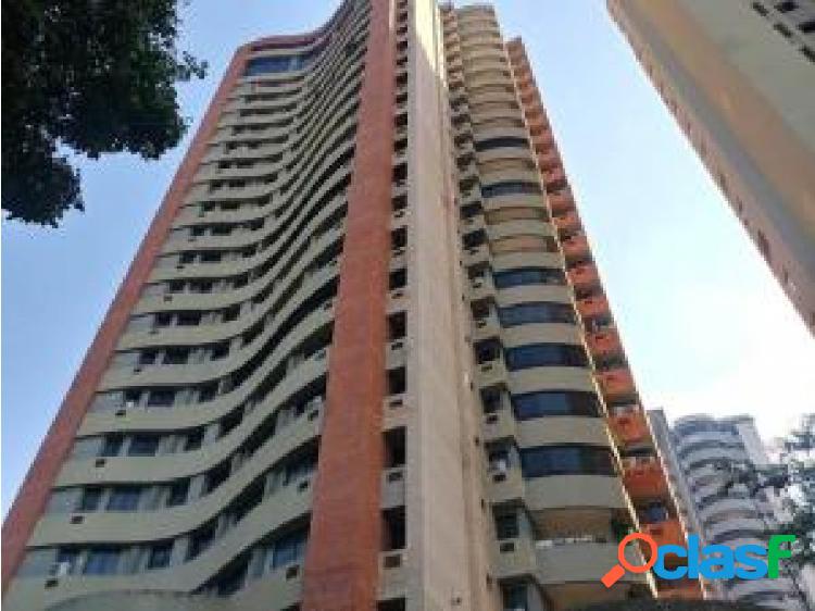 Se vende Apto en Las Chimeneas #20-10574 OPM 04244404205