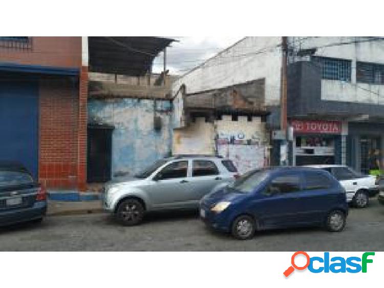 Se vende Local en La Candelaria #20-345 OPM 04244404205