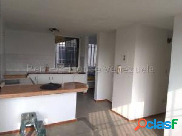 Apartamento en Venta en Cabudare Palavecino, AL 20-7412