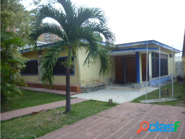 Casa en Alquiler en Barquisimeto Rotaria, AL 20-3435