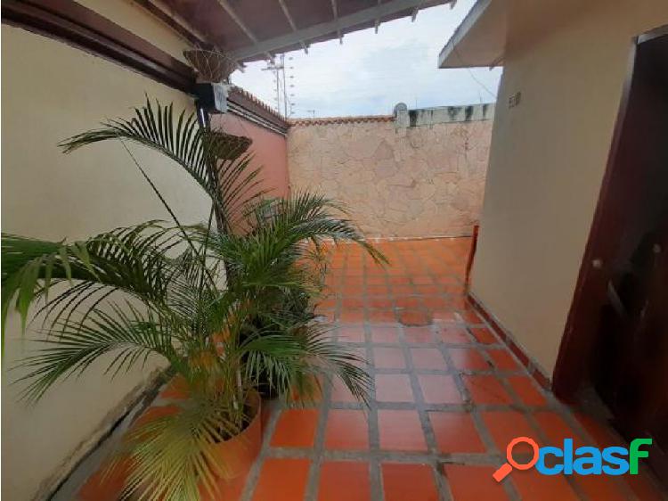 RAH 20-17995 CASA EN VENTA EN BARQUISIMETO EY