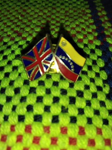 Reino Unido Y Venezuela Pin De Banderas