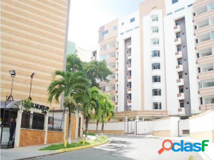 Apartamento en Campo Alegre 20-9902 LlN