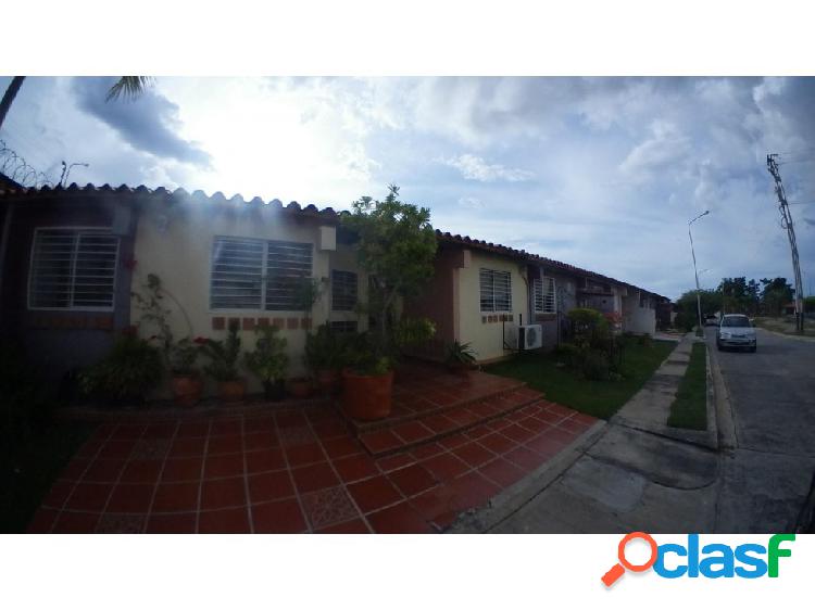 Casa en Venta Cabudare 20-1988 YB