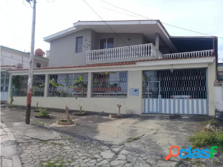 Casa en venta Barquisimeto ColinasDeSantaRosa 20-1496 AS