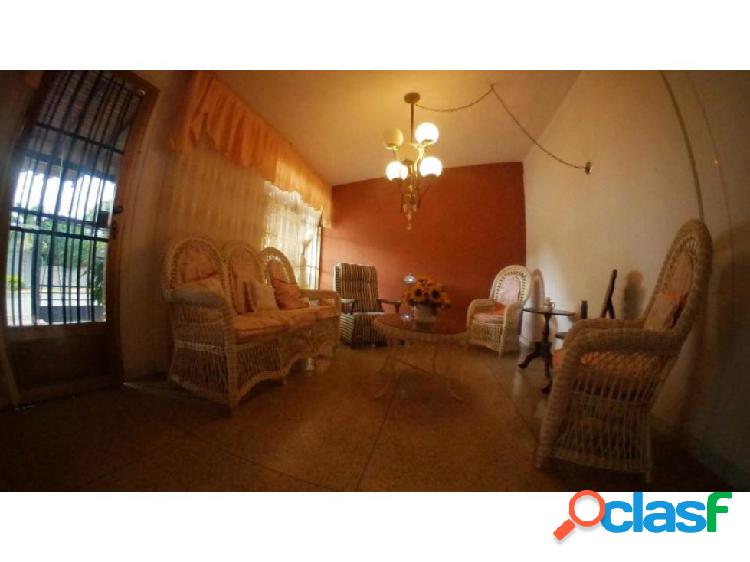 Casa en venta Barquisimeto Las trinitarias 20-18443 AS