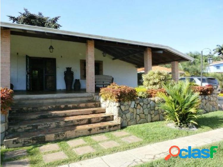 Casa en venta en Safari Tocuyito Cod 20-5631 MRR