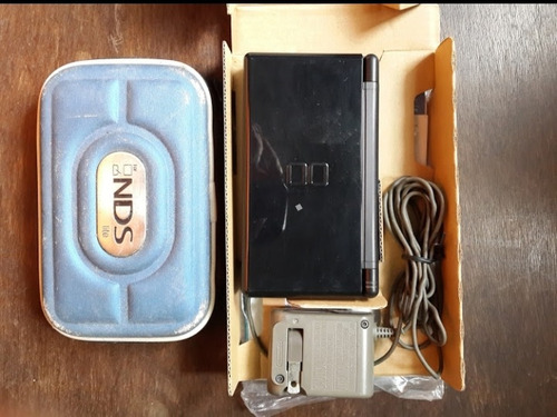 Consola Nintendo Ds Lite (repuesto) + Estuche (ref: 30 Vrds)