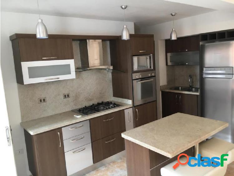 Junior Alvarado Vende Apartamento en Cabudare RAH20-717