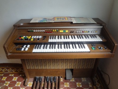 Organo Yamaha Electone C-35