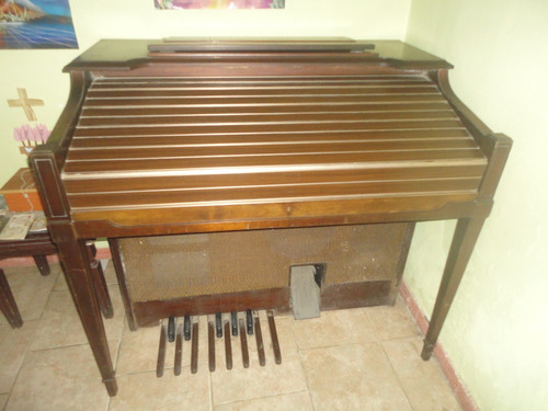 Organo Yamaha Electone Modelo D-80