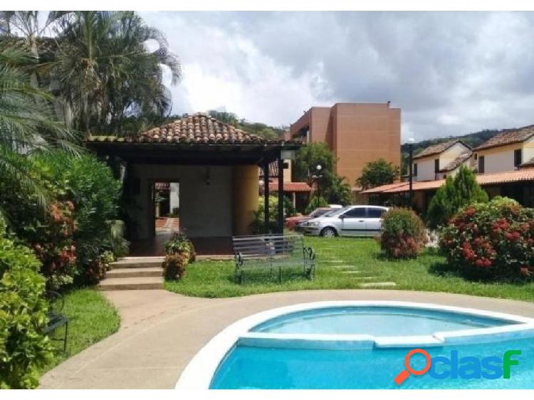 Townhouse Venta el Rincon Res Monte Carmelo CD:20-11743 ORG