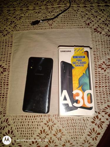 Vendo O Cambió Samsung A30 3ram/32memoria