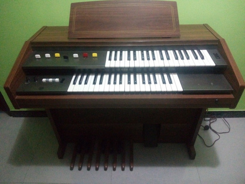 Órgano Yamaha Modelo B-2r