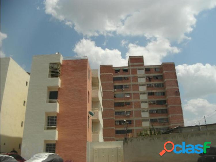 Apartamento Venta Cabudare 20-7441 JM