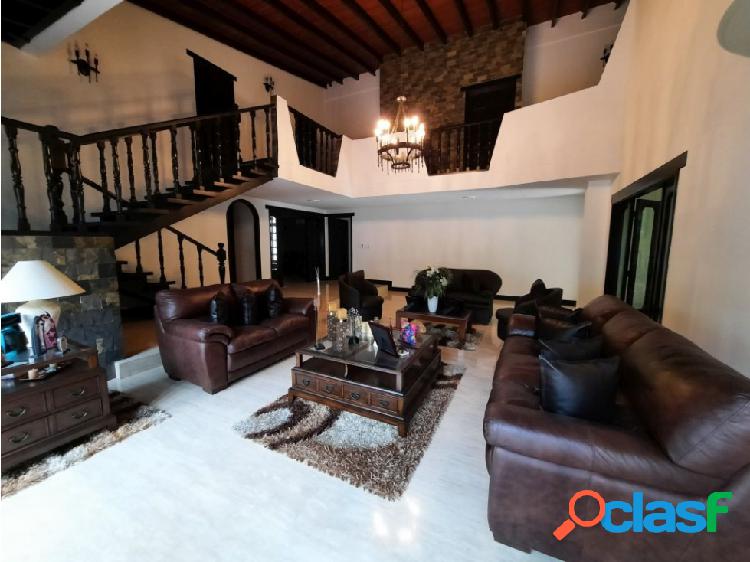 Casa en Venta Prados del Este 5H- 7B- 4P