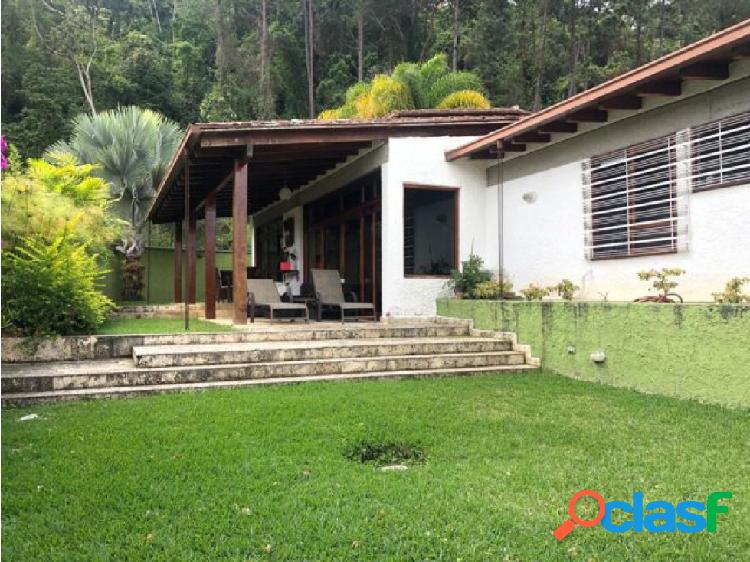 Casa en Venta en La Lagunita, Caracas