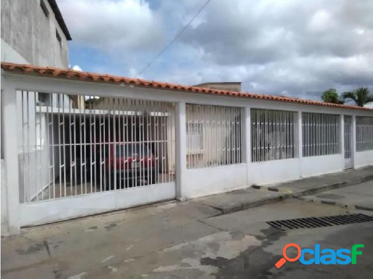 Casa en venta Barquisimeto Parroquia Catedral 20-2703 MyM