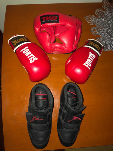 Equipo De Boxeo/artes Marciales, Casco, Guantes Y Zapatos