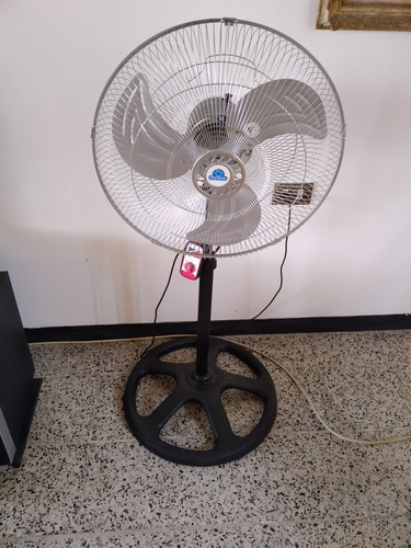 Ventilador Con Pedestal