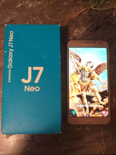 Telefono Samsung J7 Neo Dorado