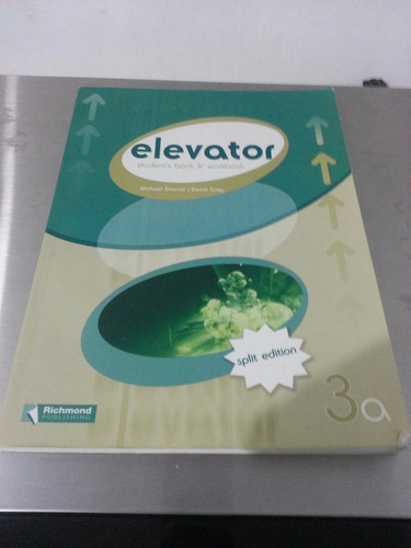 Libro De Ingles Elevator. Student Book & Workbook. 3