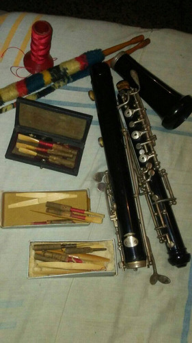 Oboe Con Sus Accesorios Y Estuche