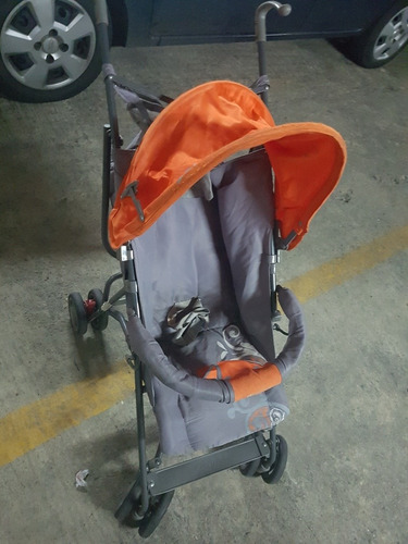 Remato Coche Masterkids Tipo Paraguas Usado