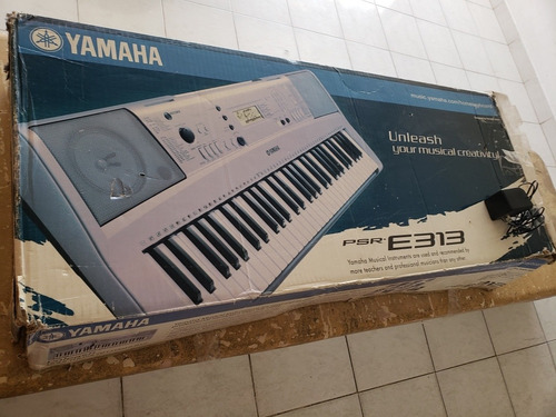 Teclado Yamaha E133