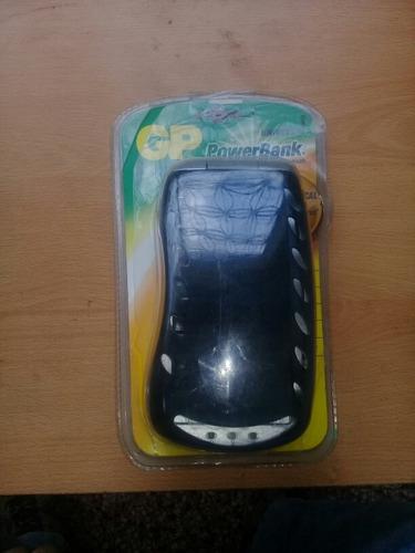 Cargador Power Bank Gp Universal Para Todas Pilas Recargable