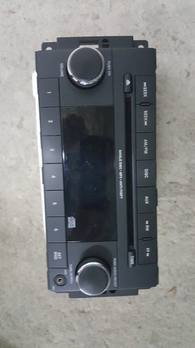 Radio Reproductor Original Jeep Cherokee Kk, Del Año