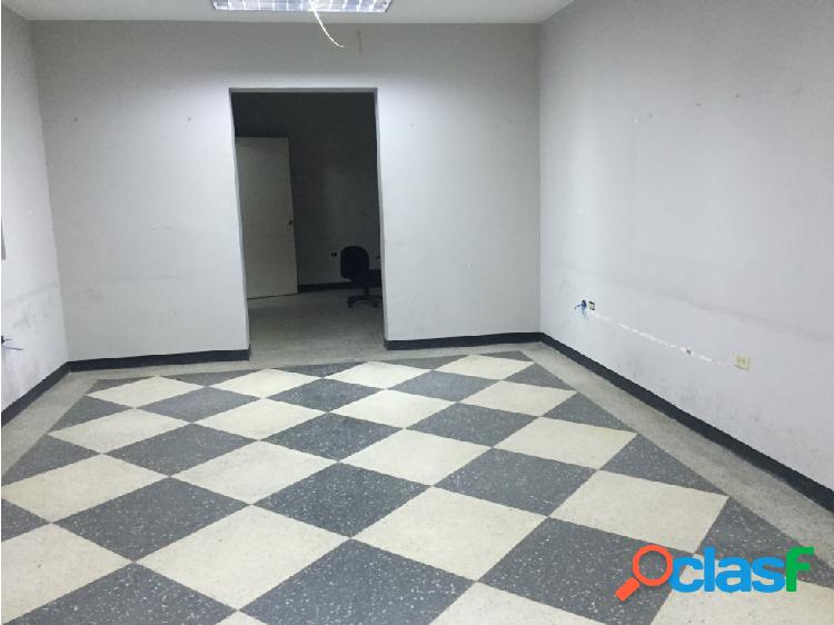 Se vende/ casa uso comercial /Resd/ 400m2 C/620 T/Los Palos