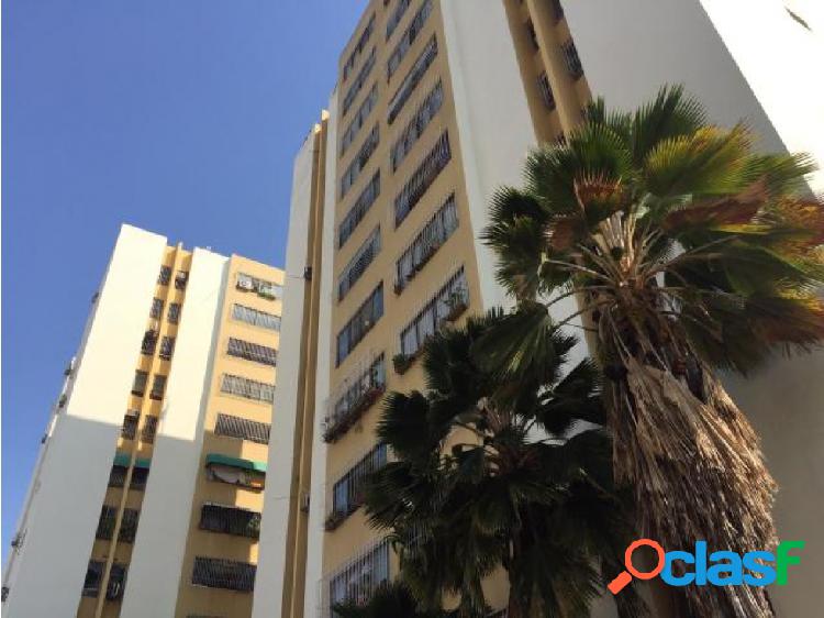 Apartamento Venta Av Pedro Leon Barquisimeto 20-11506 YB