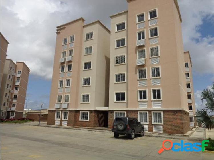 Apartamento en Alquiler Ciudad Roca RAHCO