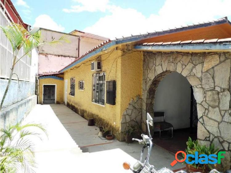 Casa a Remodelar en Chaguaramos
