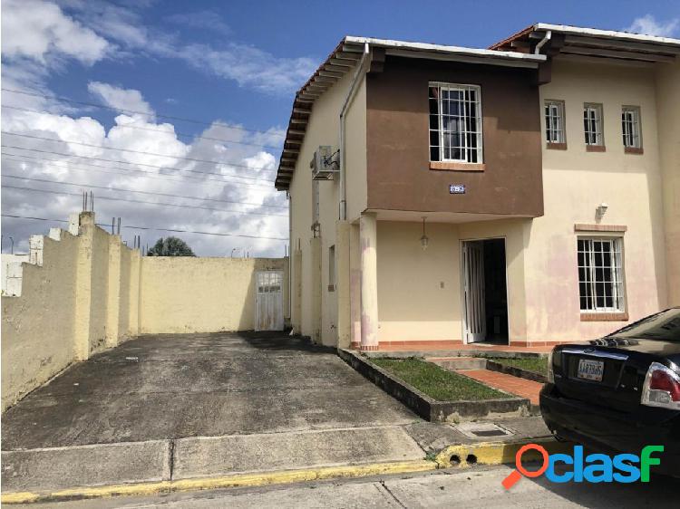 Casa en Venta Cabudare 20-21929 AJ