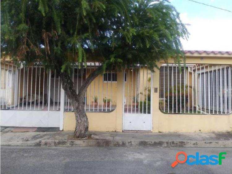 Casa en Venta Cabudare Valle Hondo, AL 20-1405